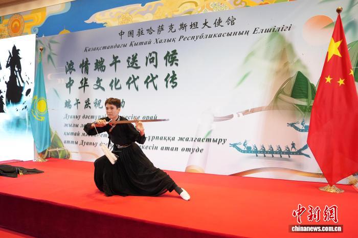 赛事深度解析：赛场上的每一次博弈 - hth